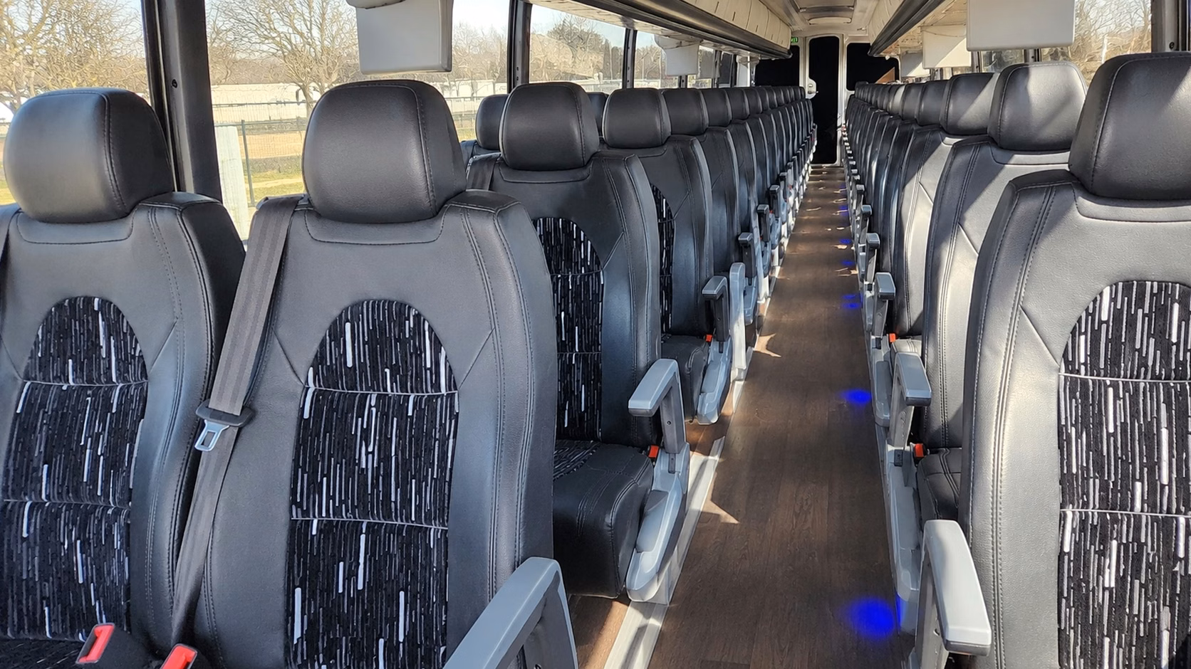 charter bus rentals for cambridge weddings