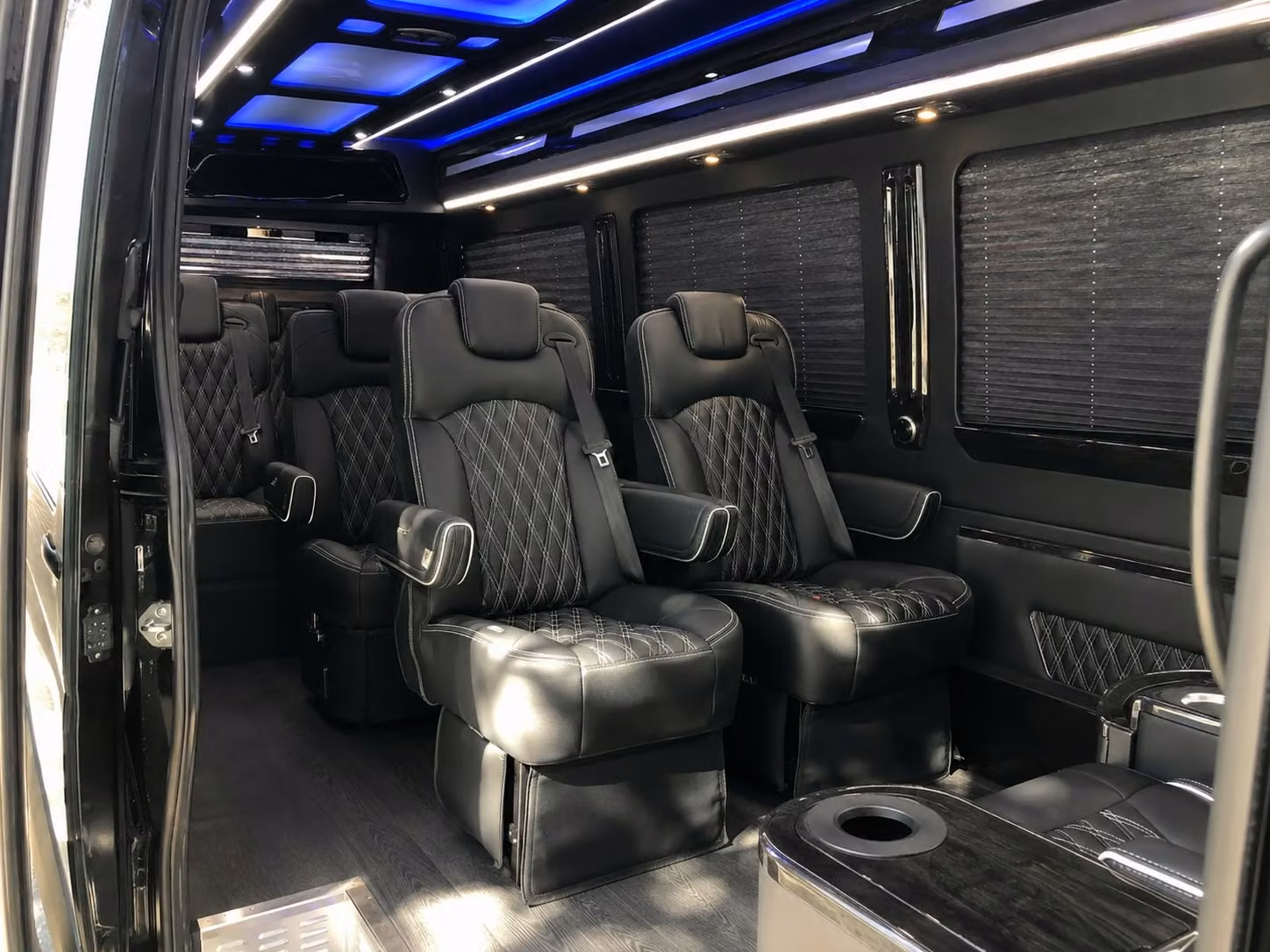 prom homecoming bus rentals in cambridge